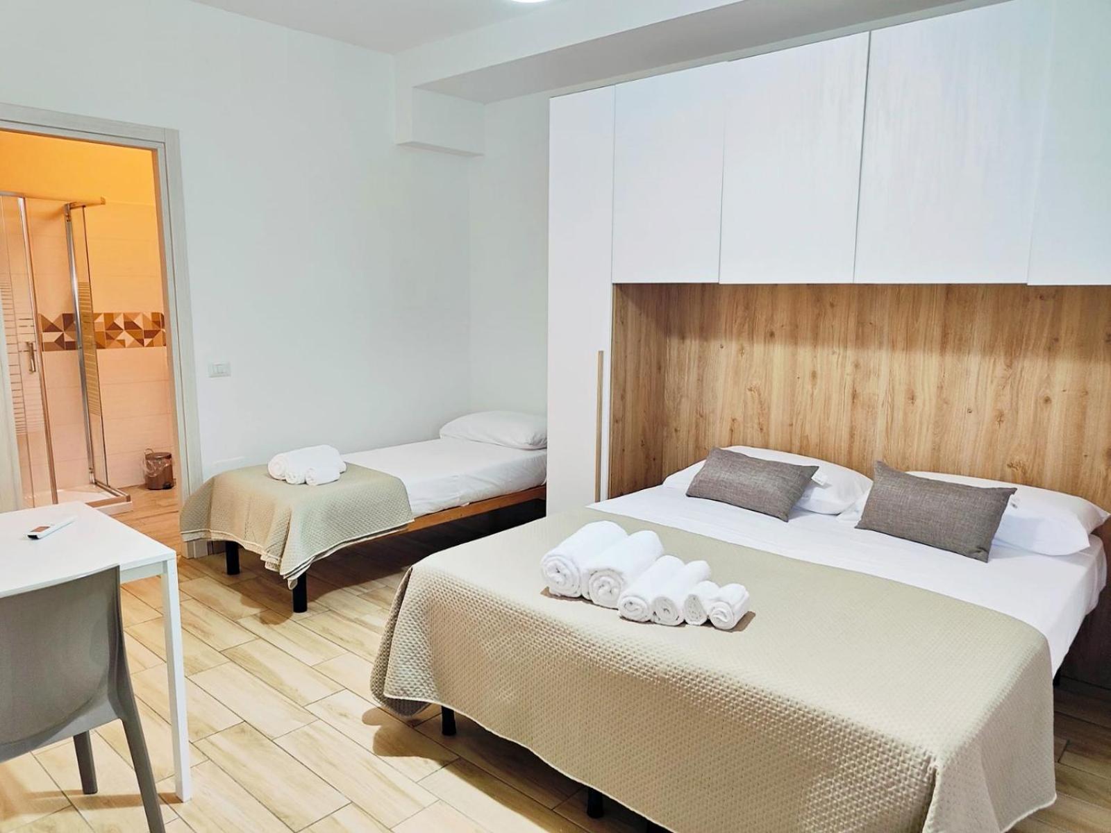 Cientopera Suite Rooms Pontecagnano Faiano Exterior foto