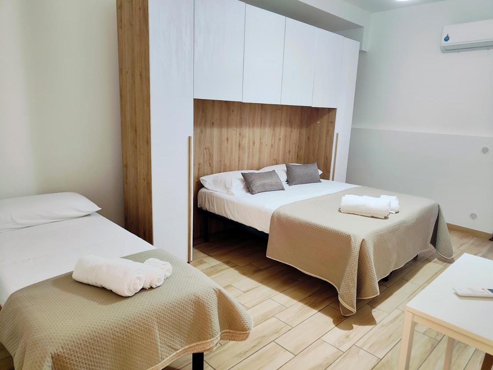 Cientopera Suite Rooms Pontecagnano Faiano Exterior foto